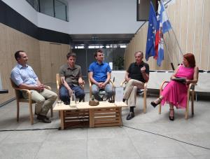 PODELITEV PRIZNANJ 21 FOTO LJUBO VUKELIČ